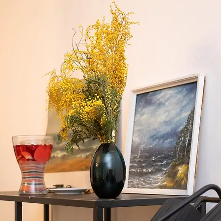 Embassy Area, Spacious 2br דירה