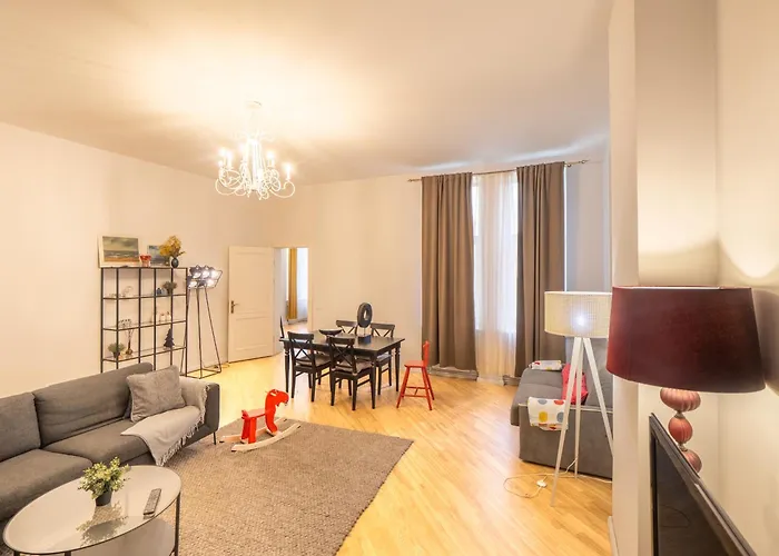 Апартаменты Embassy Area, Spacious 2br *