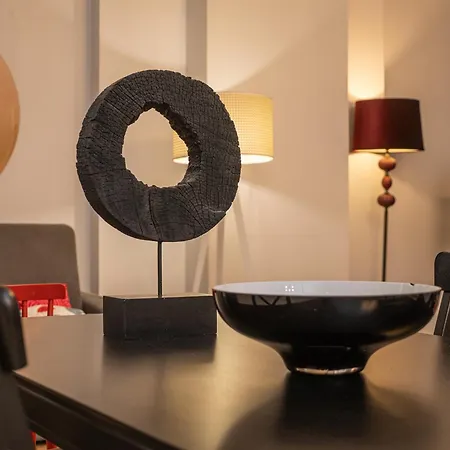 Embassy Area, Spacious 2br * Riga